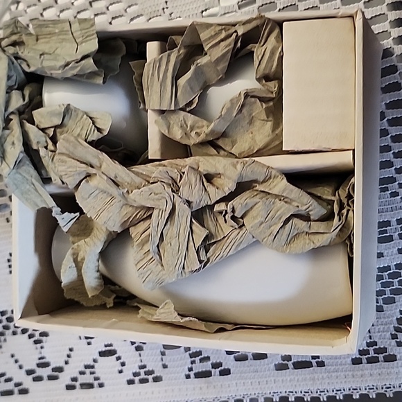 Japanese Sake Set - Picture 4 of 5